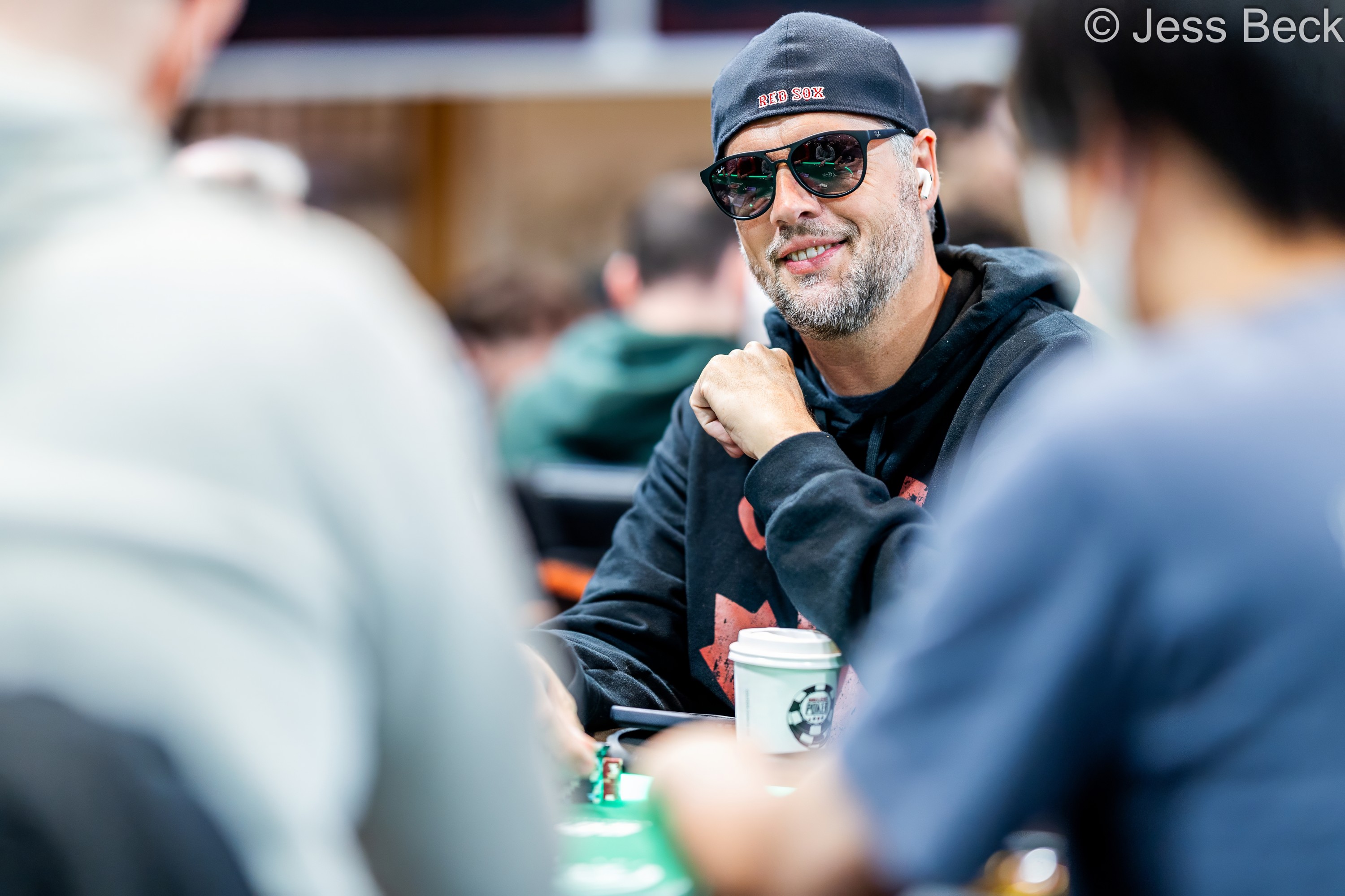 Brad Booth 时隔十余年重返WSOP主赛事：重生之路与现实考量 - 非凡娱乐
