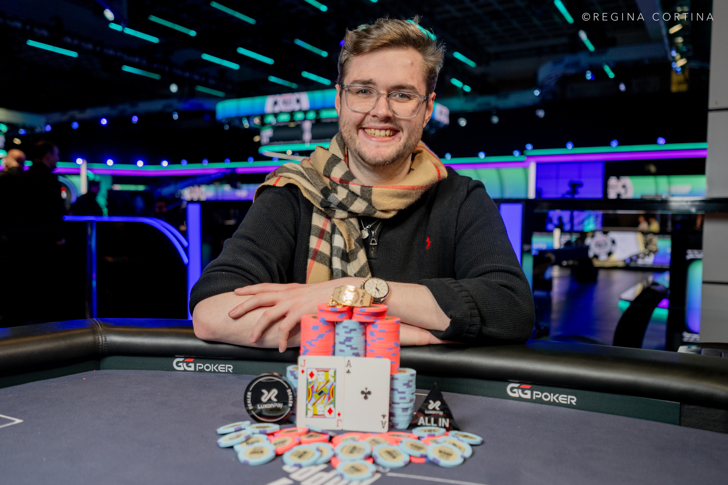 26岁新星登顶！Dwan斩获WSOP高额赛冠军背后的战术与心路 - 非凡娱乐app